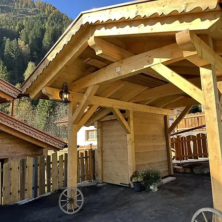 Am Bachl 2 Chalet Flattach