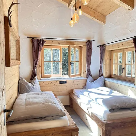 Am Bachl 2 フラタッハ